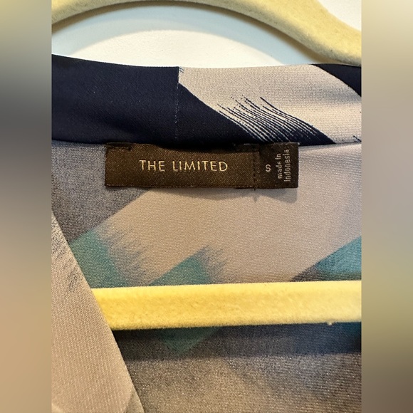 The Limited Cowl Neck Tank Blouse Size Small - Picture 3 of 3